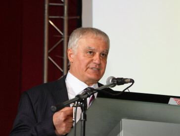 Фото лікаря на конференції